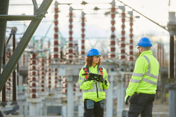 Best Electrician Near Me  in Newport, OH